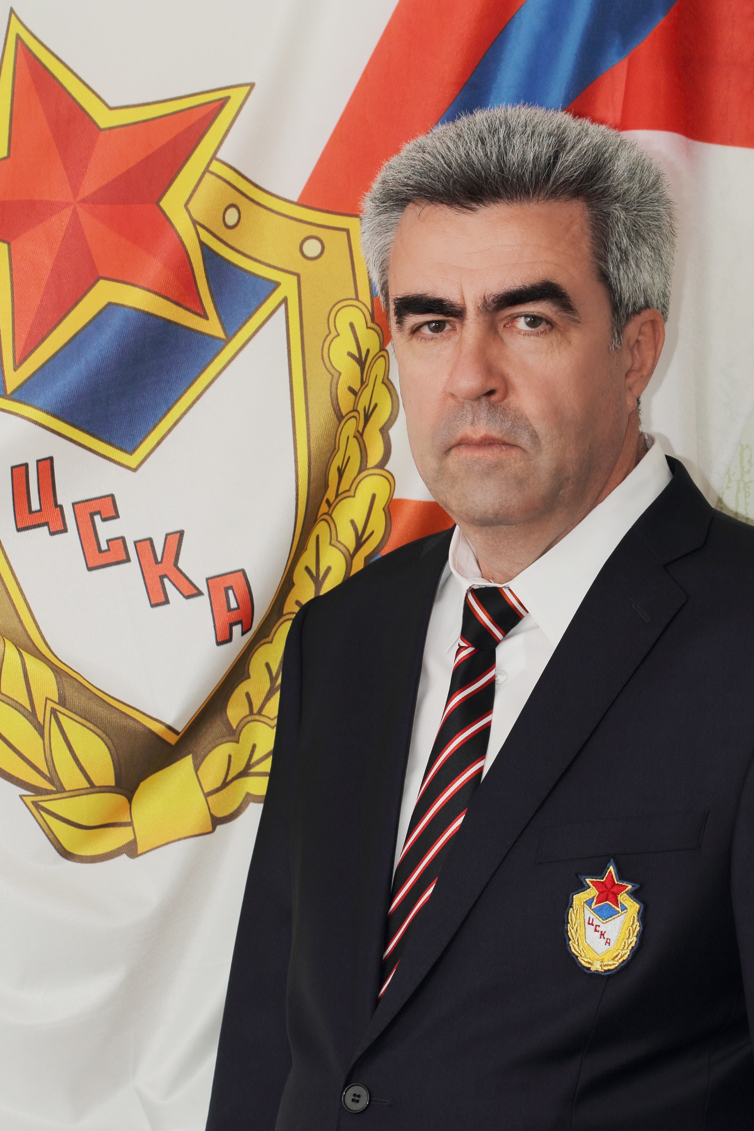 3 Леонов
